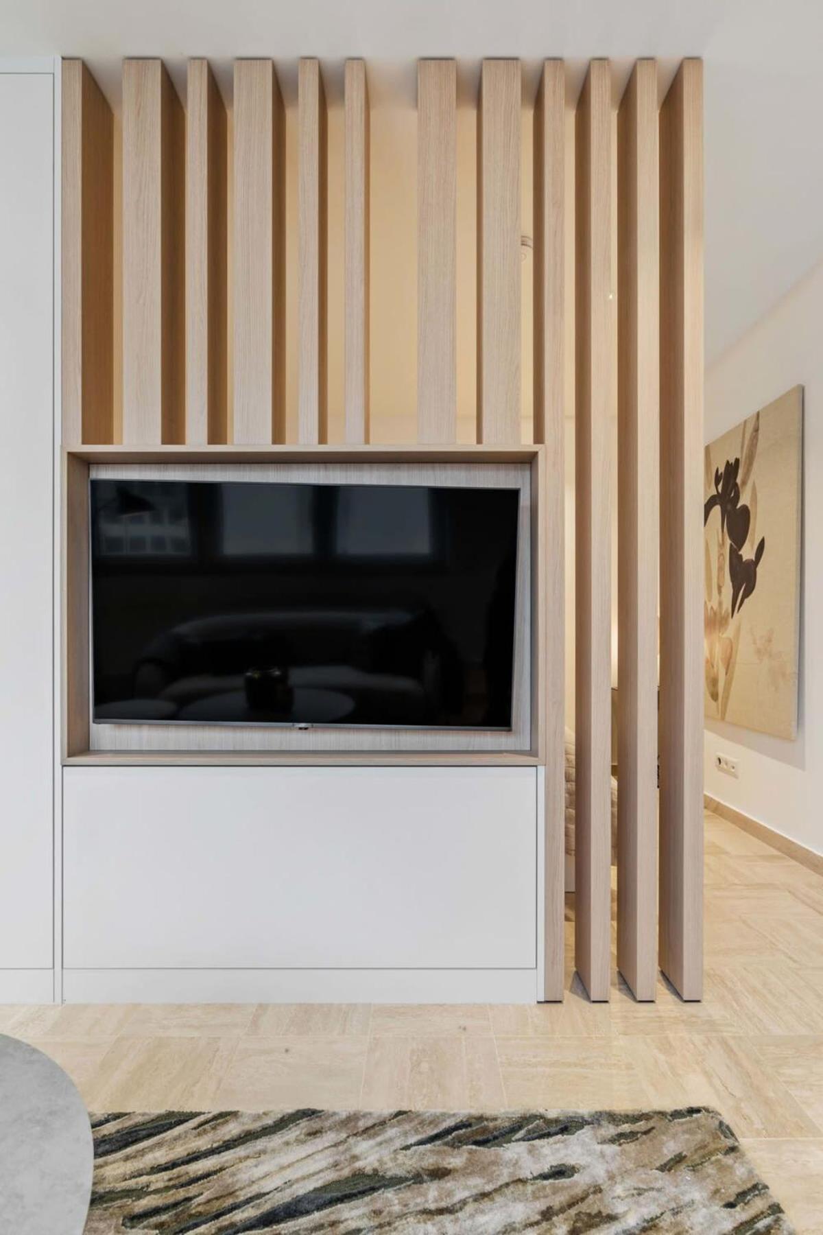 Modern With King Bed, Walk To Attractions Apartamento